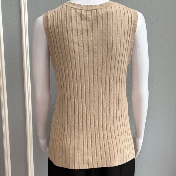 Banana Republic Beige Ribbed Sleeveless Tank Top – Size Medium - Picture 3 of 7